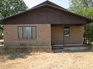 1106 W Commerce St, Eastland, TX 76448
