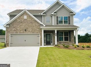 475 Paces Dr, Lithia Springs, GA 30122