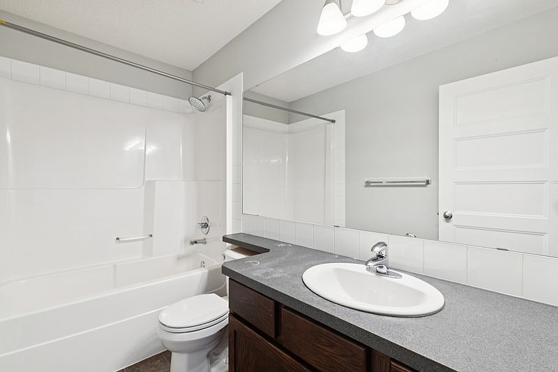 Edmonton Apartment for rent - 3 Bedrooms in Edmonton