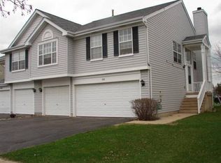 438 Gloria Ln, Oswego, IL 60543