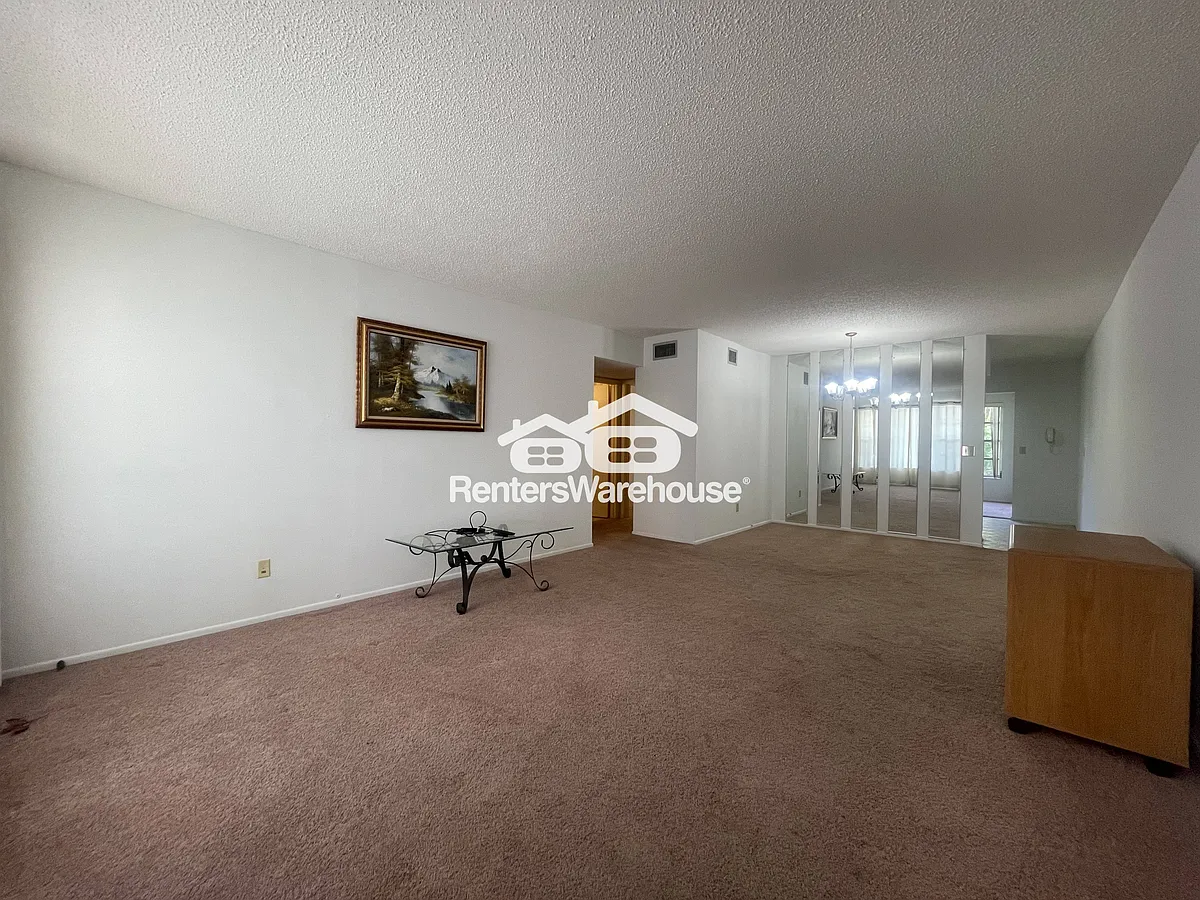 Building Photo - 2460 Persian Dr #44