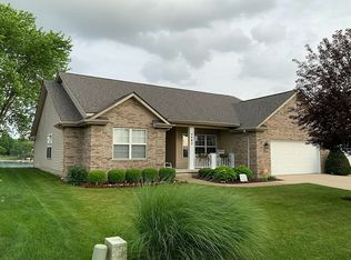4402 Princeton Park Dr, Columbus, IN 47201