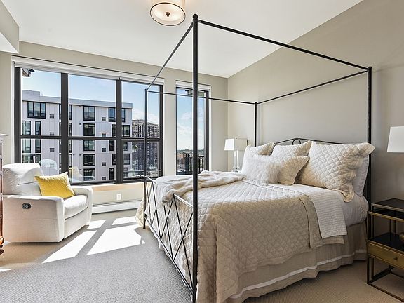 5th image of 740 Portland Ave #1414