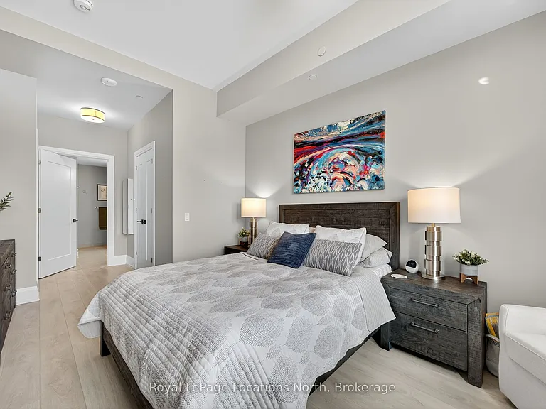 1 Hume St #308 — Photo 1