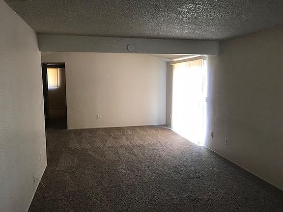 4th image of 3749 Lenore Way