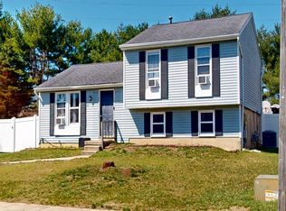 37 Decatur Ln, Sicklerville, NJ 08081