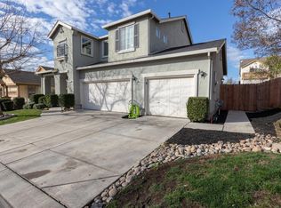 209 Waters Edge Dr, Waterford, CA 95386