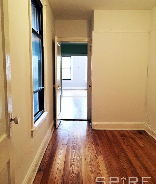 1st image of 4135 48th St APT 2R