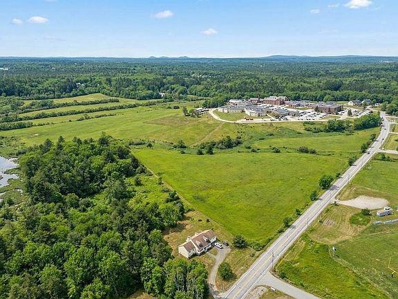3rd image of 218 County Farm Road