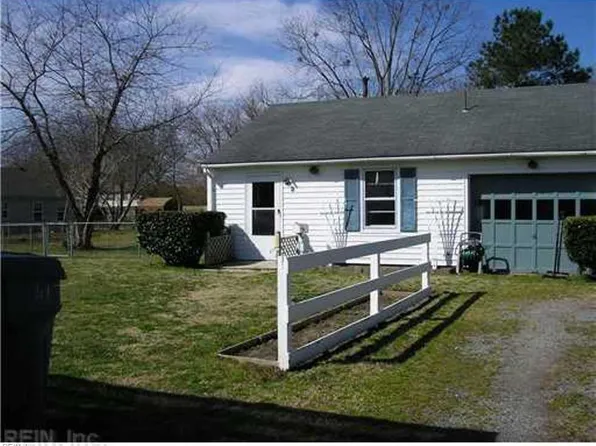 419 Roselynn Ln, Virginia Beach, VA 23454