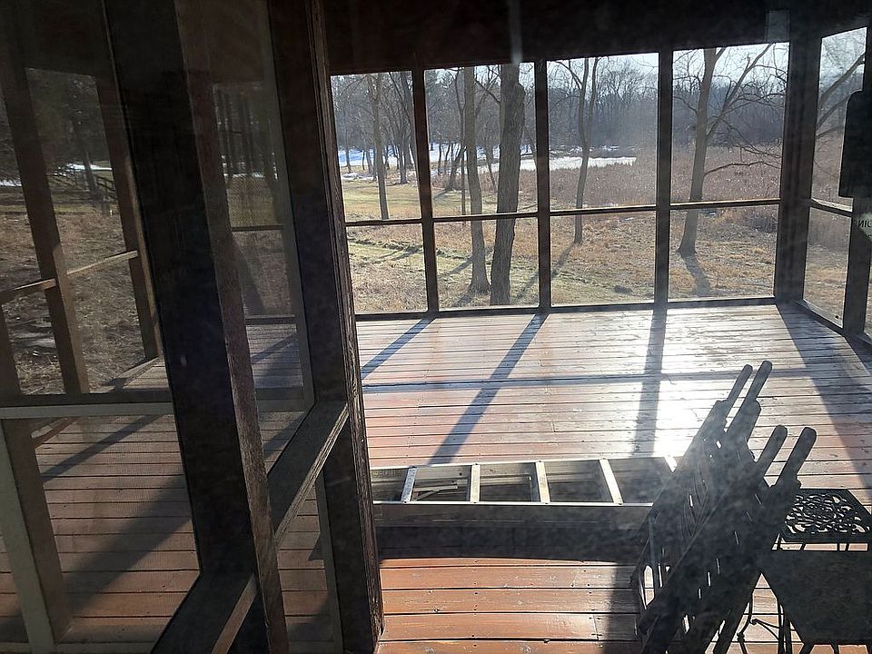 2nd image of 26070 W Cuba Rd