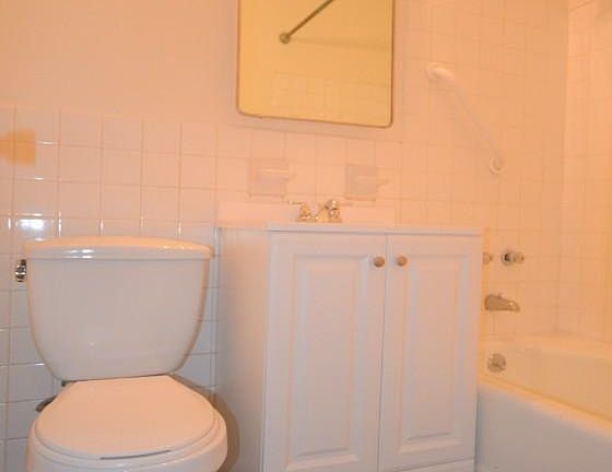 5th image of 1344 1st Ave #14F