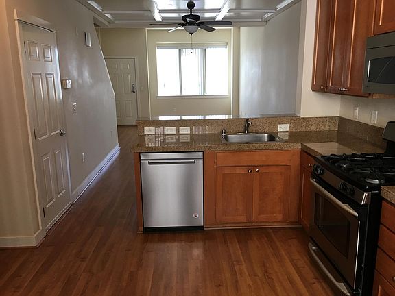 2nd image of 129 Laurel Grove Ln