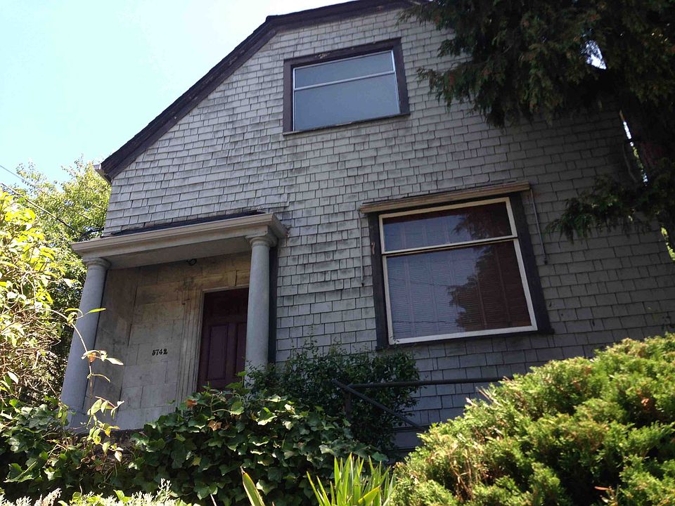 2nd image of 5742 25th Ave NE