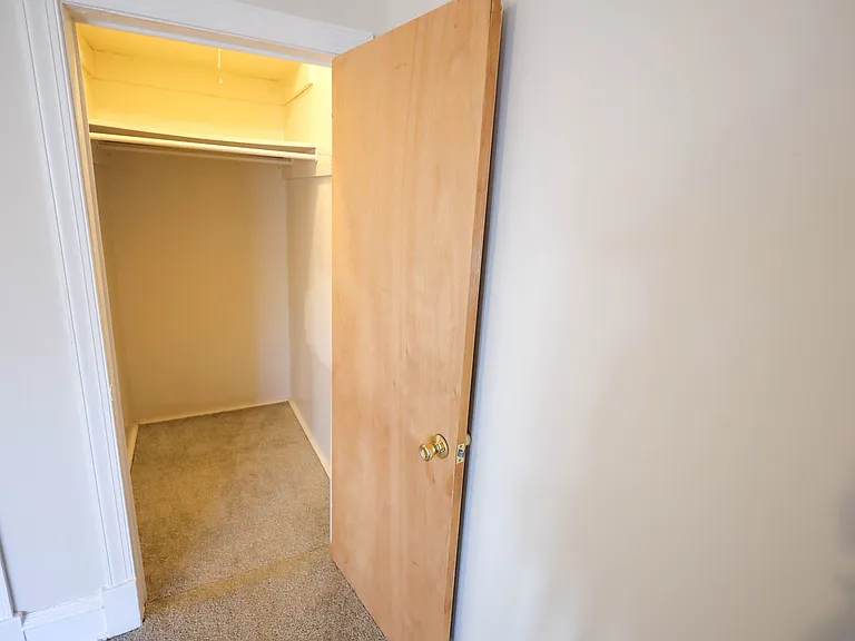 MainBedroomCloset