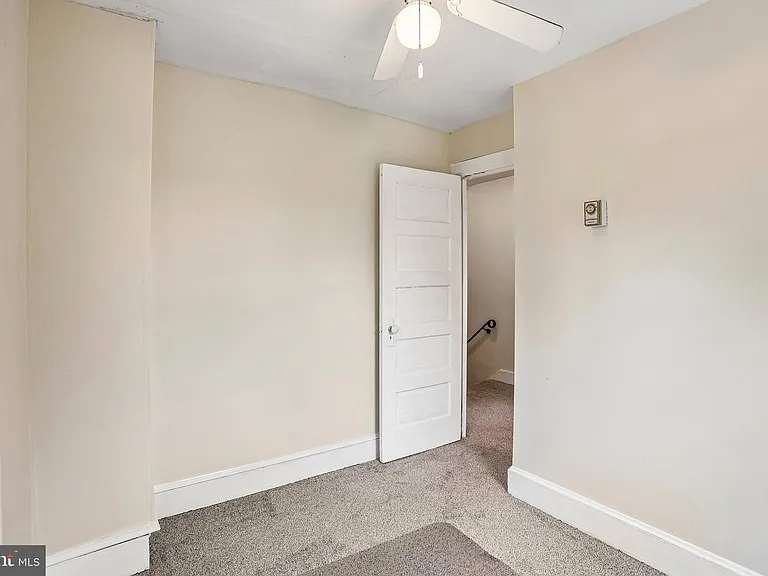 325 Cottage Ave — Photo 6