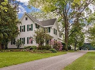 2815 Kulp Rd, Eden, NY 14057