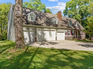2365 Matthews Dr, Beavercreek, OH 45431