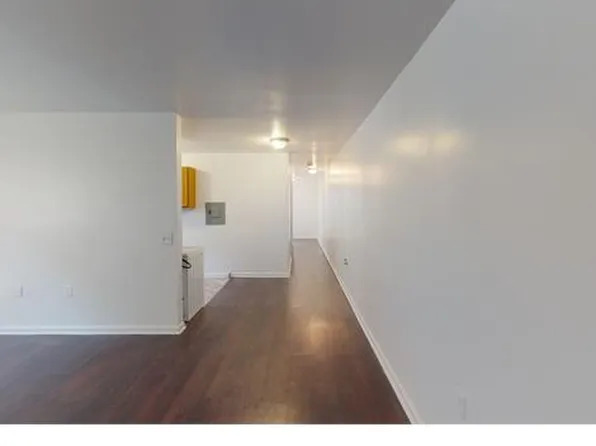 4953 G St SE #B6, Washington, DC 20019