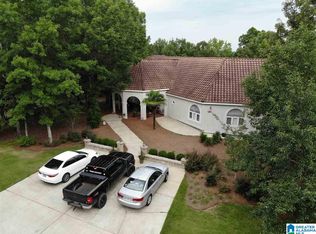 1 Oak Ridge Dr, Sylacauga, AL 35151