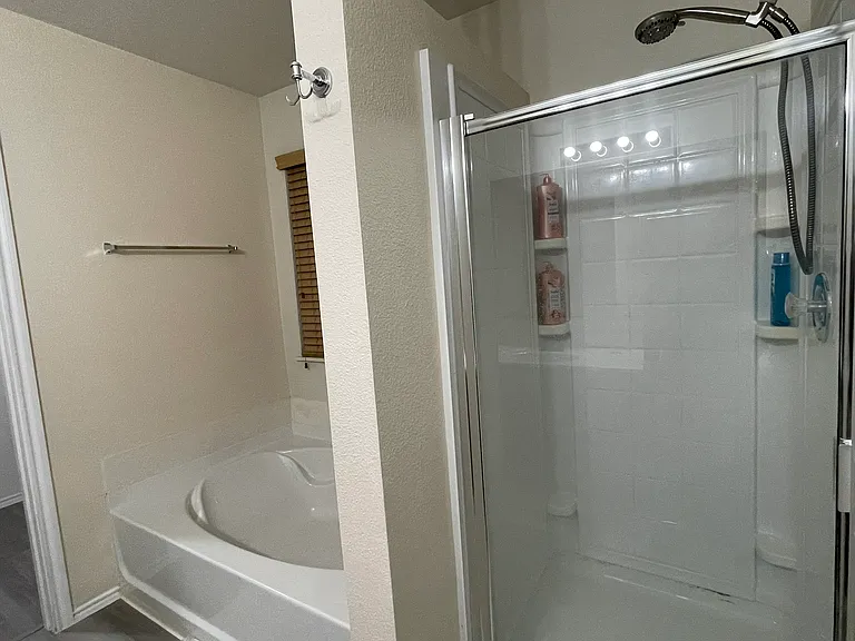 3607 Hideaway Grn — Photo 19