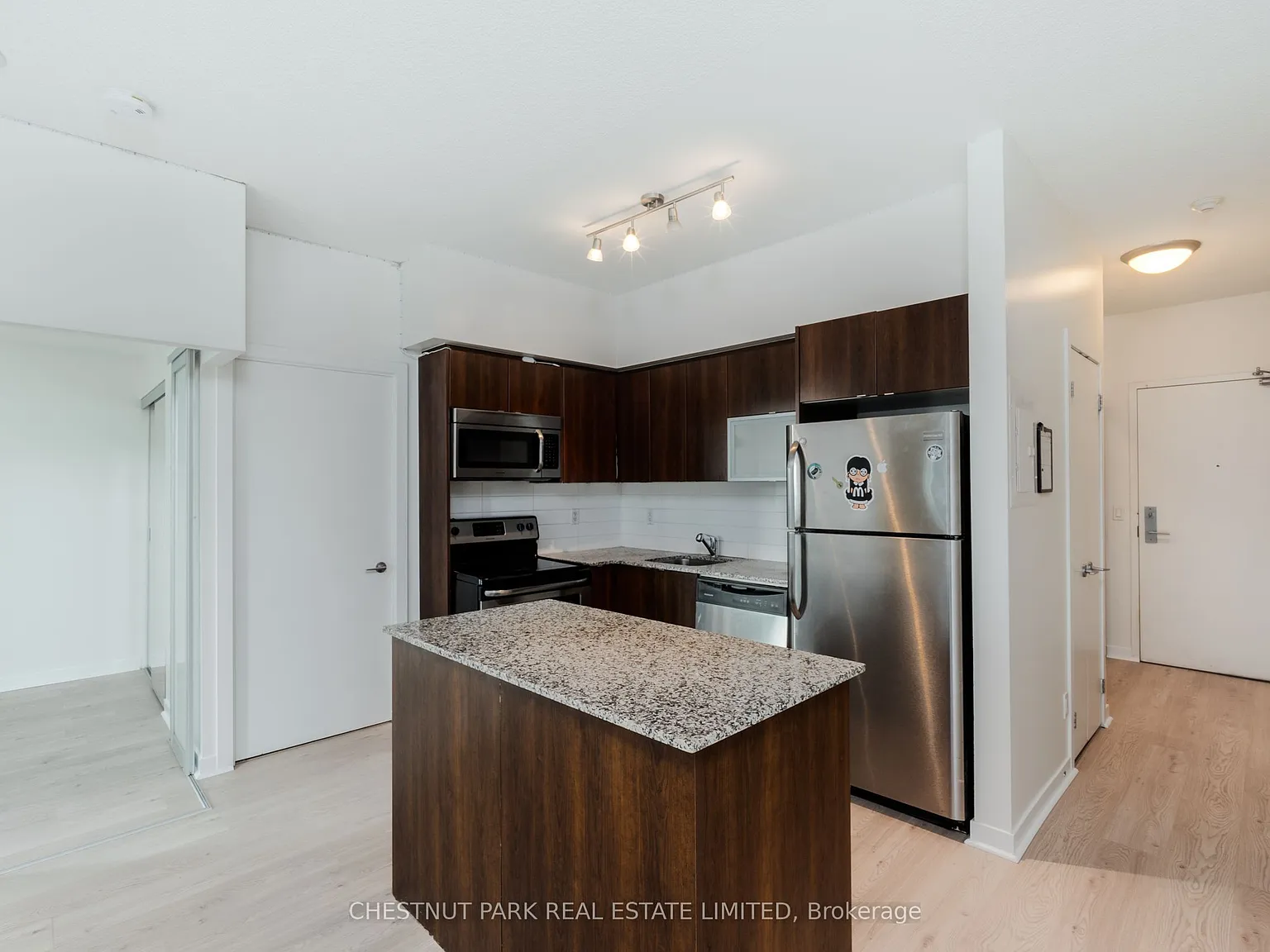 1 bed, $2,200 — Photo 4