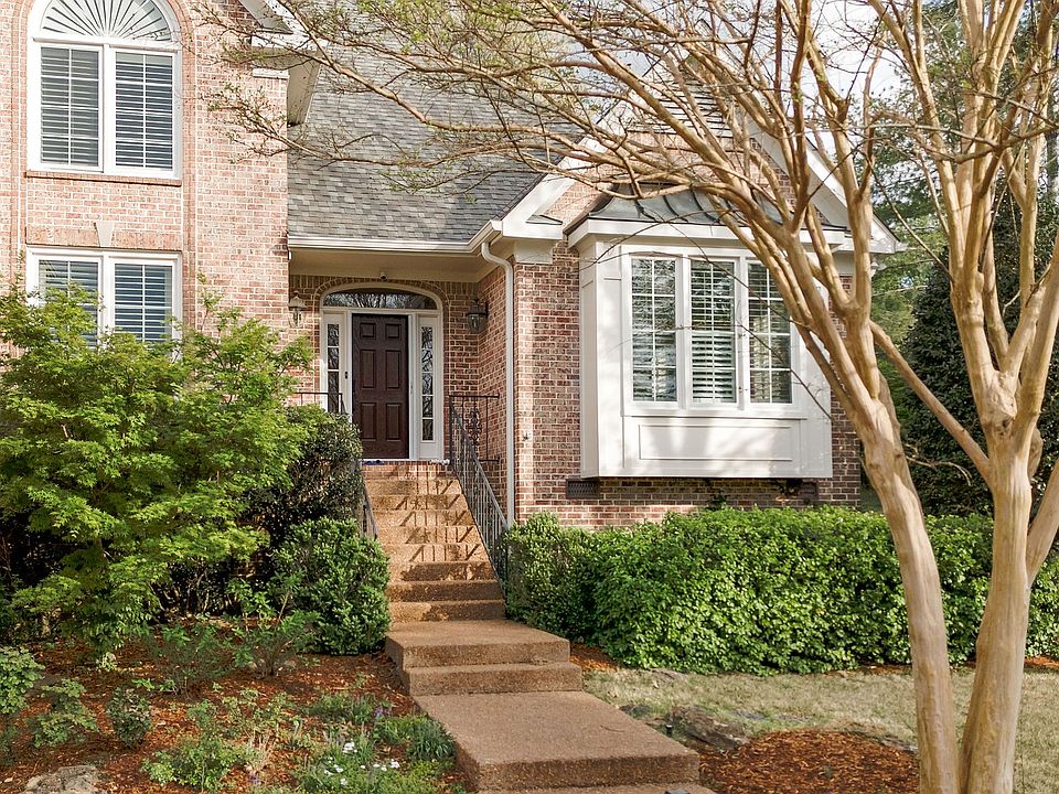 1st image of 1004 Lucas Ct
