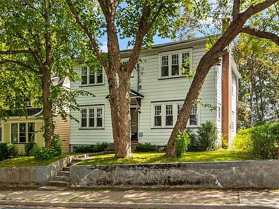 3rd image of 38 Forest Road