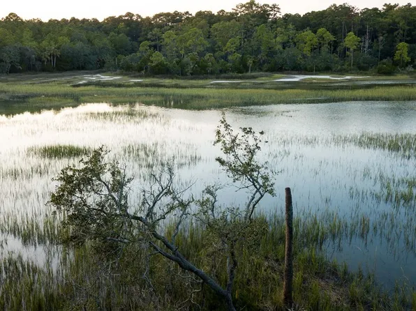 439 Old Landing Rd, Bluffton, SC 29910