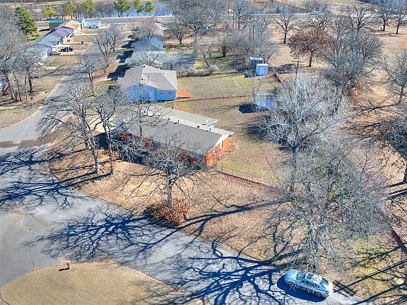 2nd image of 1274 McClurg Dr