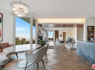 9354 Readcrest Dr, Beverly Hills, CA 90210