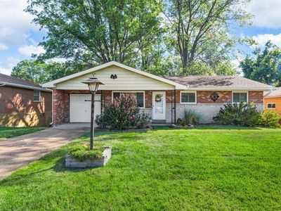 1225 Hawkstone Ln, Saint Louis, MO, 63125
