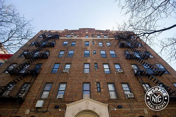 Rented by MySpaceNYC | media 19