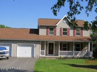 129 Meadow Dr, Effort, PA 18330