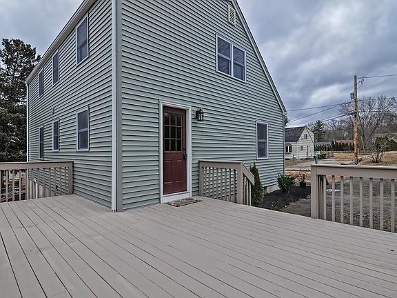 5th image of 55 Phillip Dr