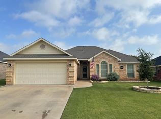 6911 Stonehenge Rd, Odessa, TX 79765