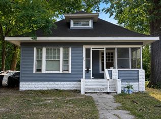 111 S Forest Ave, Carbondale, IL 62901