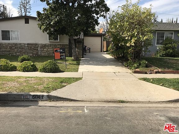 3rd image of 5041 Zelzah Ave