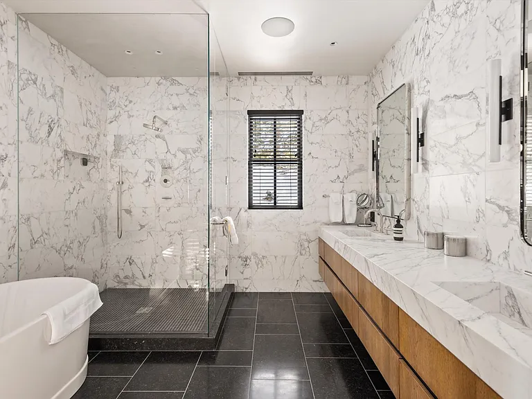 379 Divide Dr — Photo 19
