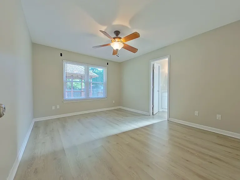 317 Springwood Cir — Photo 10