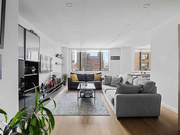 30 W 61st St APT 17C, New York, NY 10023