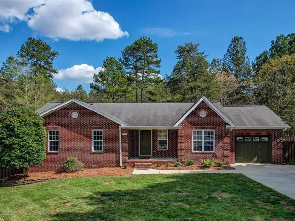 5179 Huff Ct, Randleman, NC 27317