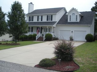 109 Wedgewood Ct, Sanford, NC 27332
