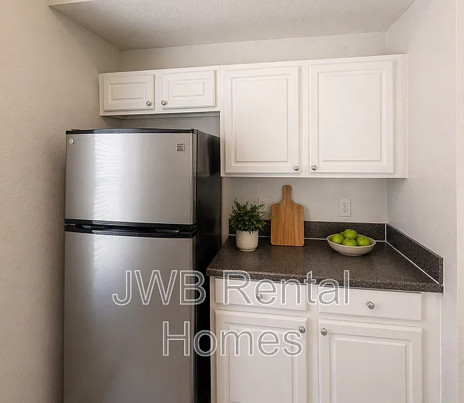 13700 Richmond Park Dr N #1002 — Photo 8