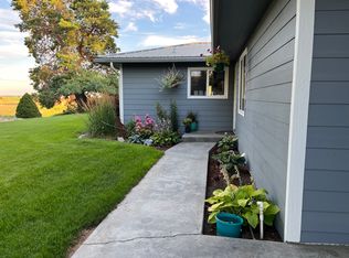 7958 Road F NW, Ephrata, WA 98823