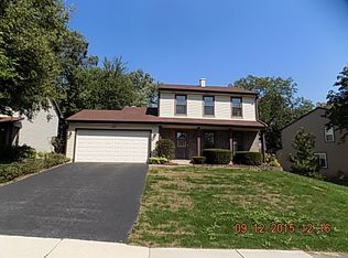 560 Aspen Drive, Lombard, IL 60148