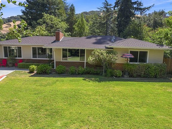 3rd image of 5075 Alhambra Valley Rd