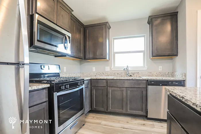 833 Mallorie Ln — Photo 10