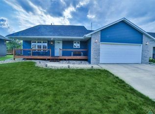 6701 S Crane Ave, Sioux Falls, SD 57108