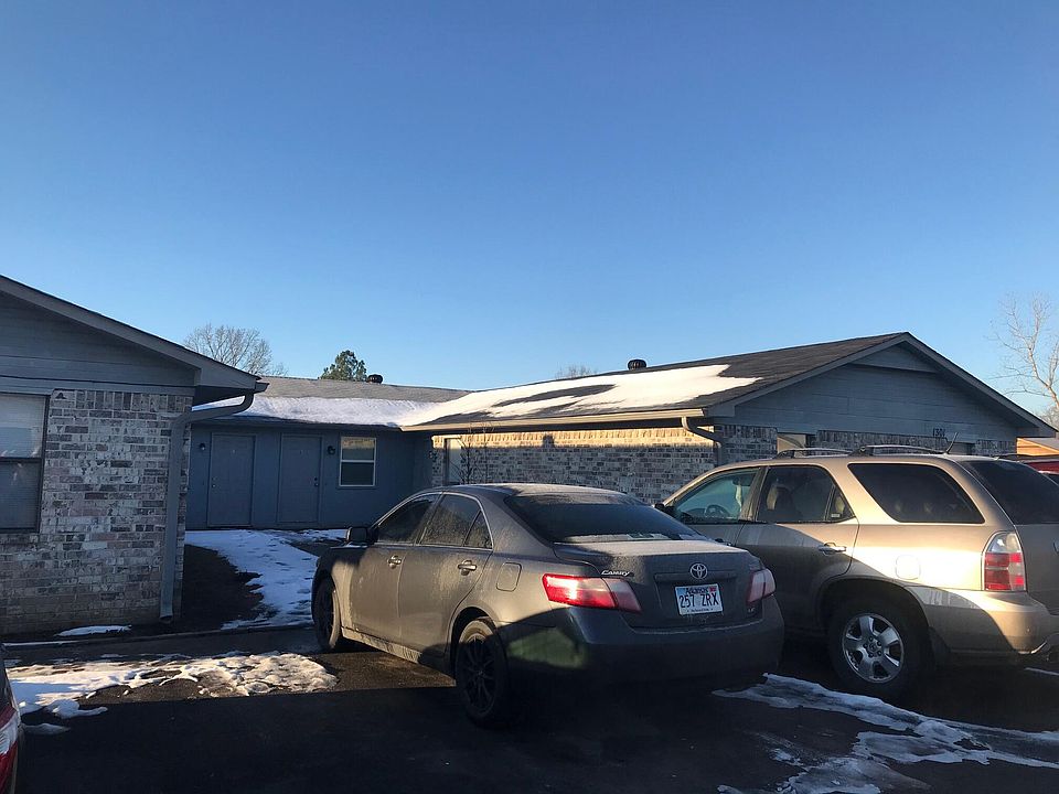 2nd image of 1301 S Frankfort Ave